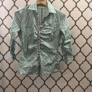 New York & Company Stretch Button Down Top